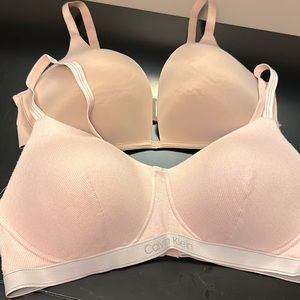 Set of 2 Calvin Klein bras